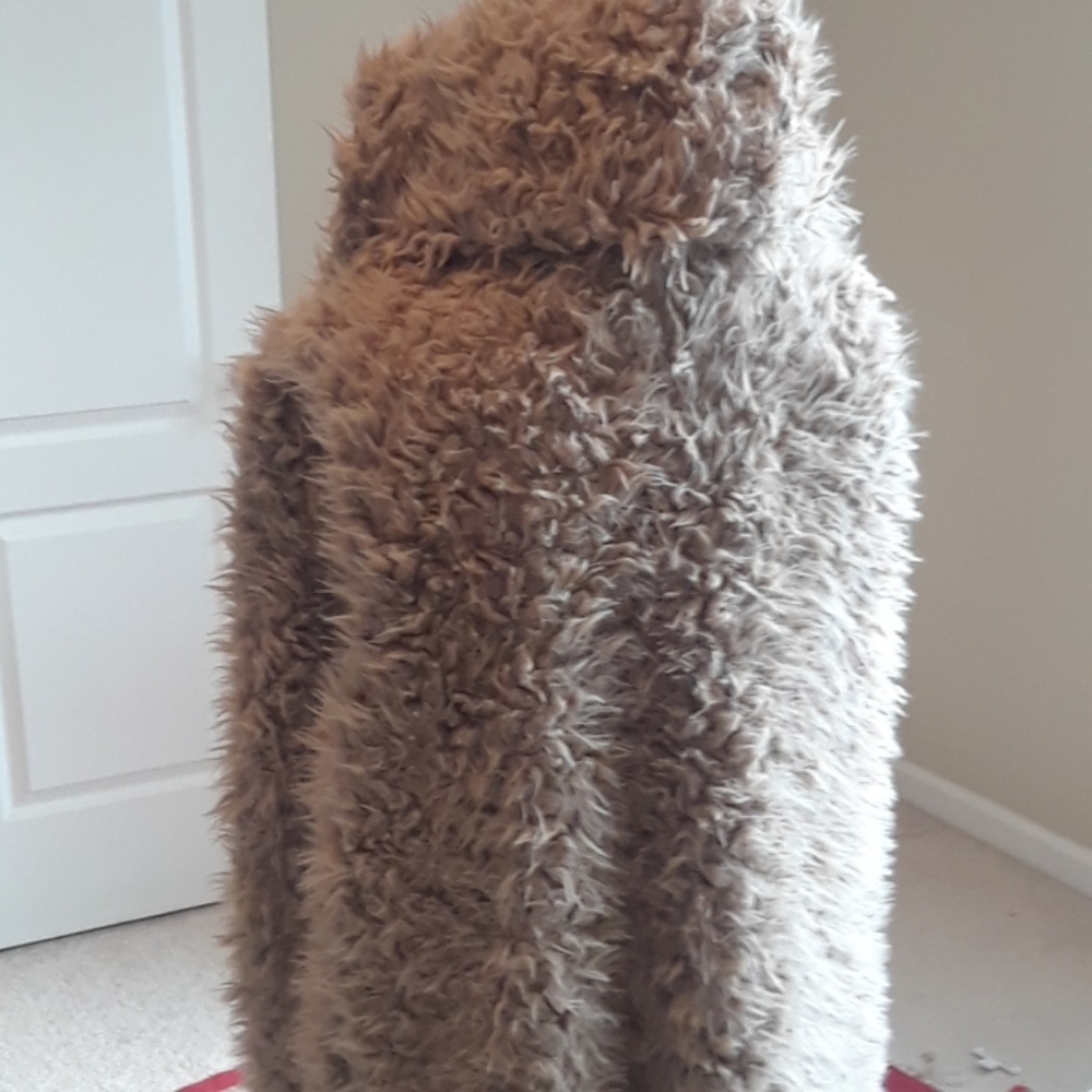 Vest - Picture 4 of 4